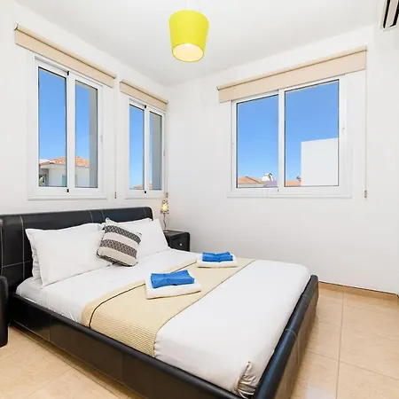 Avra Villas * Protaras